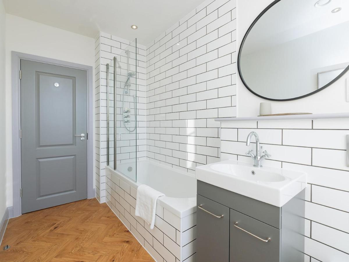 Pass The Keys Stunning 2 Bed Retreat In The Heart Of Bath Apartment Exterior foto