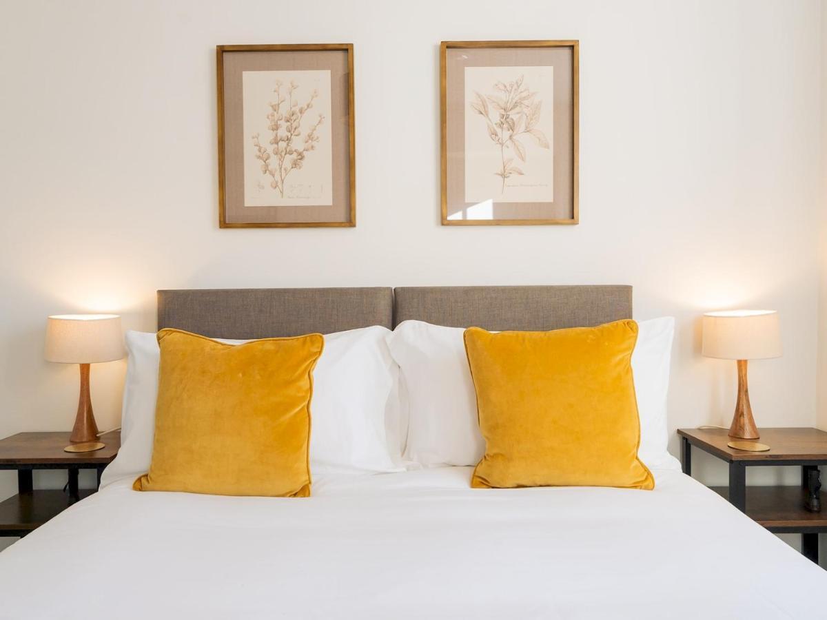 Pass The Keys Stunning 2 Bed Retreat In The Heart Of Bath Apartment Exterior foto
