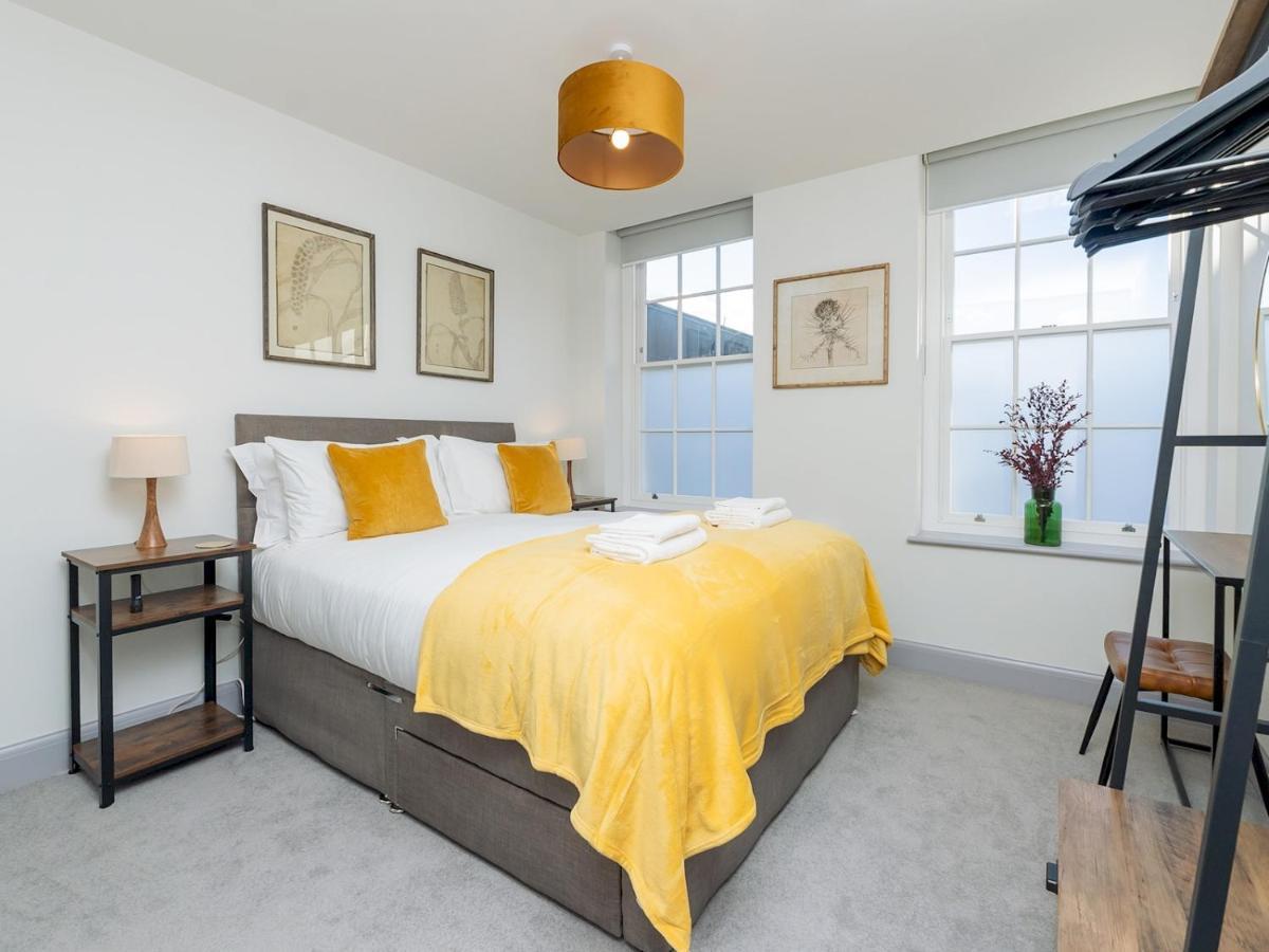Pass The Keys Stunning 2 Bed Retreat In The Heart Of Bath Apartment Exterior foto